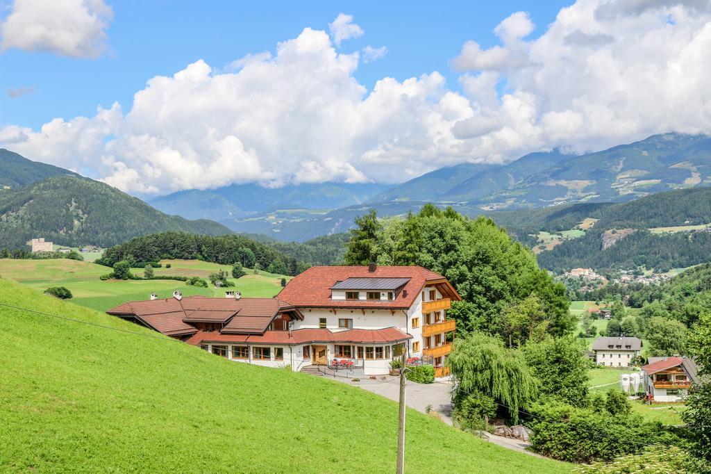 Hotel Pichlerhof San Lorenzo di Sebato Exteriör bild